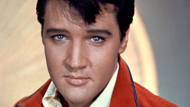 Fans aseguran que Elvis Presley reapareció en conmemoración de su cumpleaños
