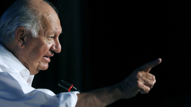 Lagos por elección de intendentes: No es ético que parlamentarios postulen