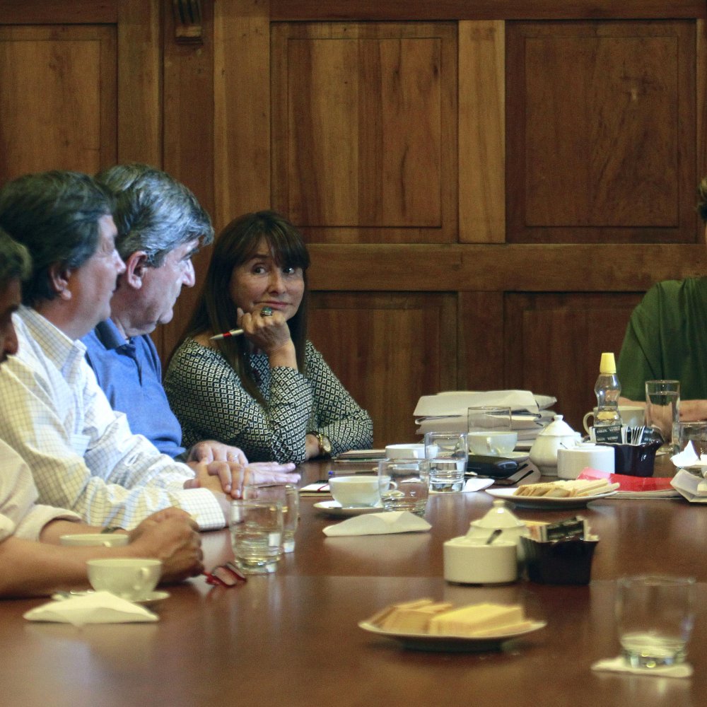 Directiva del PS mantiene primarias abiertas en abril para zanjar candidatura presidencial