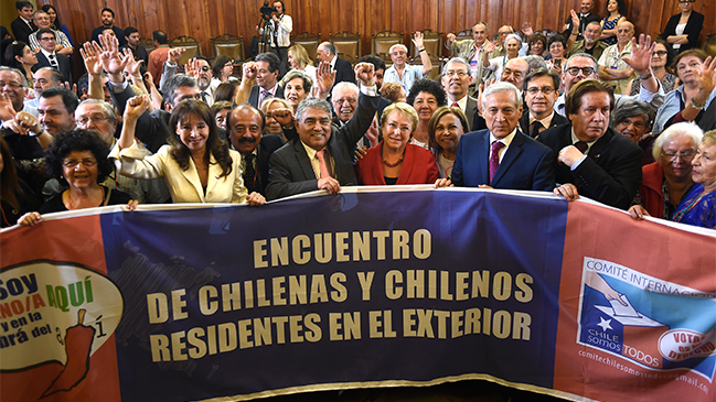 Presidenta Bachelet llamó a chilenos en el exterior a inscribirse para votar