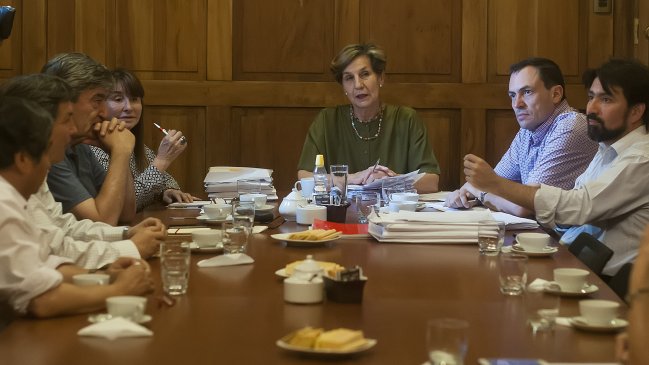 Secretario general explicó cómo definirá el PS al candidato presidencial