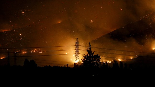 Onemi coordina ayuda internacional para combatir incendios forestales