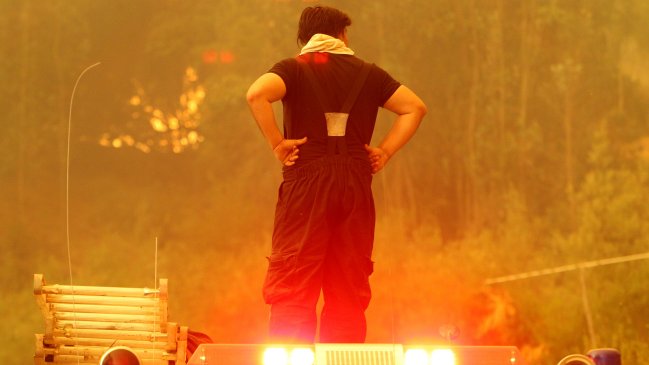 Los lugares que recolectan ayuda para Bomberos que combaten incendios forestales