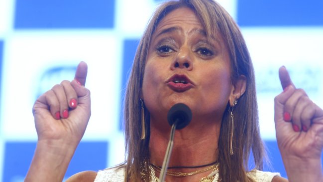 Van Rysselberghe: Los correos existieron, pero no influyeron en la labor legislativa