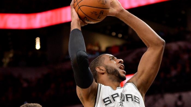 LaMarcus Aldridge selló la victoria de San Antonio Spurs ante Toronto Raptors
