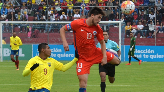 Francisco Sierralta fichará en Udinese, según medios italianos