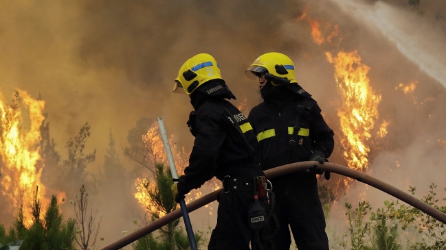 El sentido mensaje de la selección chilena a Bomberos: 