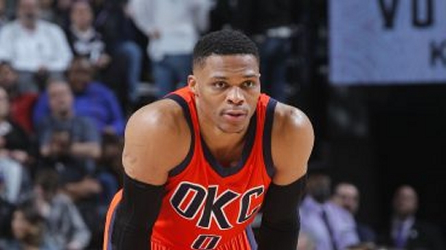 Russell Westbrook anotó 45 puntos en triunfo de Thunder sobre Mavericks