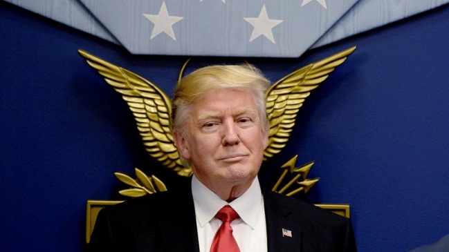 Trump ordenó poner fin al programa Visa Interview Waiver