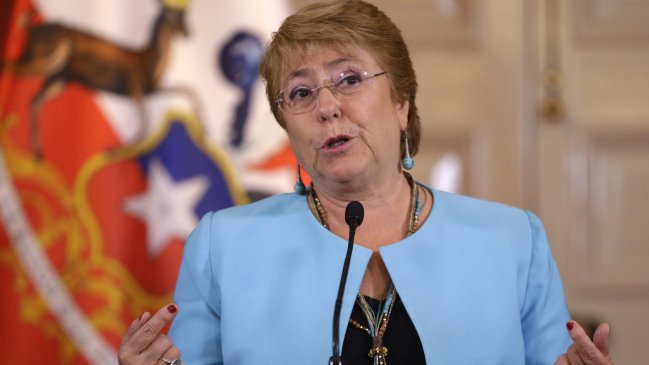 Revista brasileña aseguró que OAS financió campaña de Bachelet