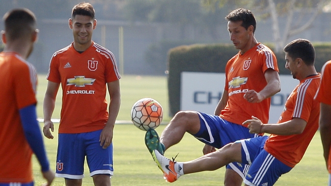 Felipe Mora: Es muy gratificante que David Pizarro esté en el plantel