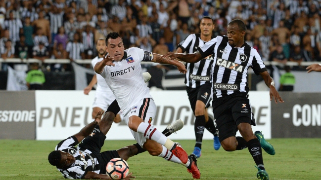 Colo Colo tropezó ante Botafogo en su debut en la Copa Libertadores 2017