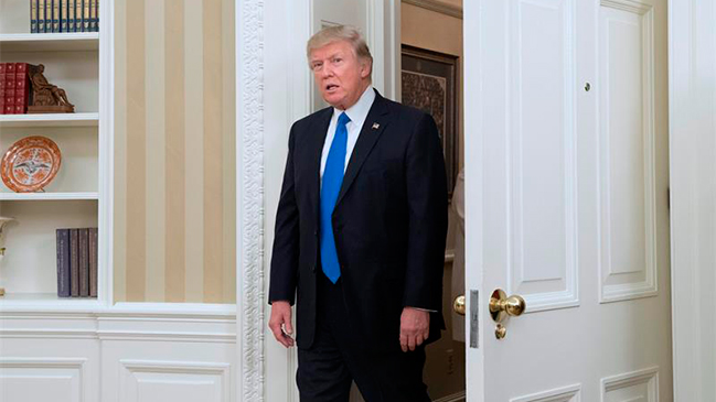 Trump le cortó el teléfono al primer ministro australiano, según los medios