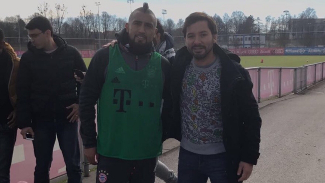 Arturo Vidal recibió la visita de Francisco Arrué en Alemania