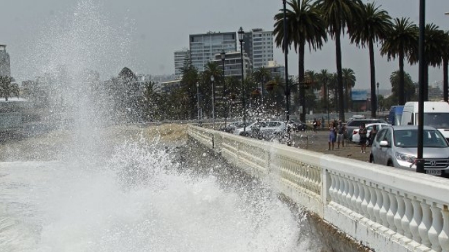 Alerta por marejadas en litoral central seguirá vigente el fin de semana