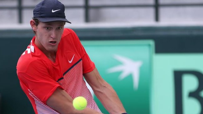 Nicolás Jarry le otorgó el primer punto a Chile ante República Dominicana por Copa Davis