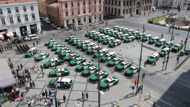 Carabineros de Valparaíso recibió 53 vehículos de última generación