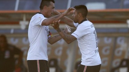 Colo Colo goleó a Audax Italiano con un brillante Esteban Paredes