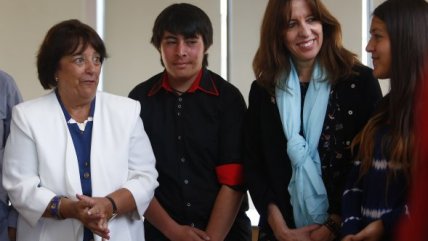   Ministra de Educacion se reunió con jóvenes beneficiados con la gratuidad 