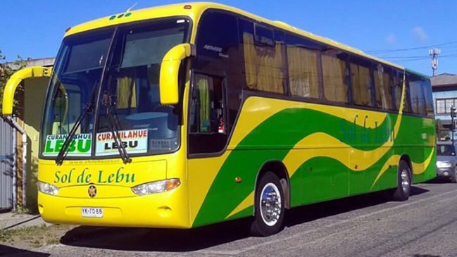 Delincuentes asaltaron a chofer mientras limpiaba su bus en Concepción