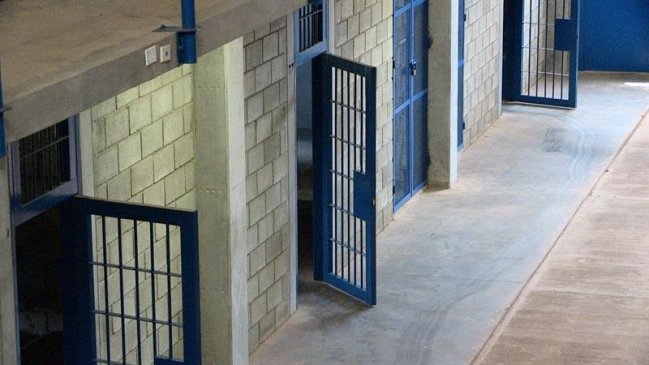 Dos chilenos y un portugués se fugaron desde una cárcel en Portugal