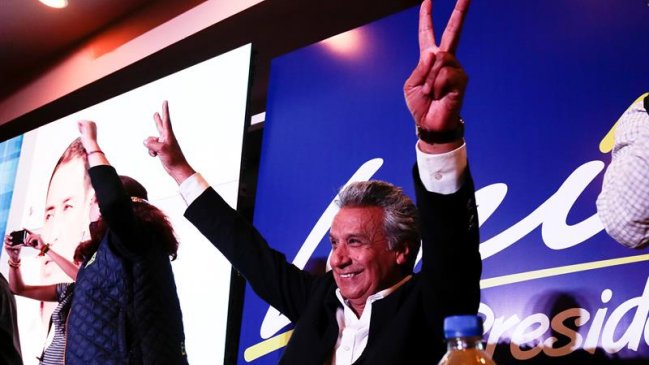 Elecciones en Ecuador se definirán en segunda vuelta, según datos parciales