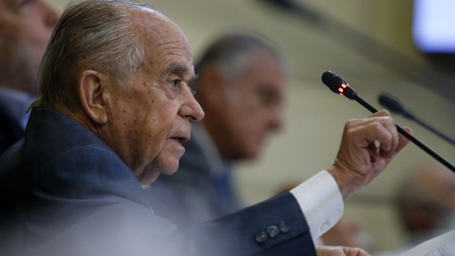 Zaldívar: Ir en solitario a primera vuelta puede provocar un perjuicio dañino para la DC