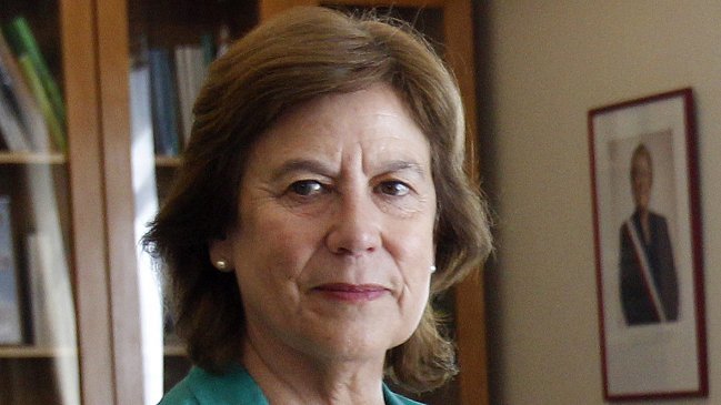 Diputado comunista defiende a Cuba y acusa 