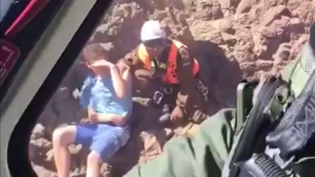 Carabineros rescató a dos excursionistas que se perdieron en Cerro Manquehue