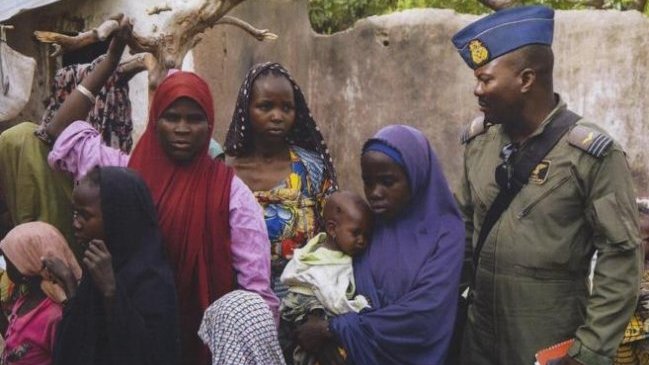 Camerún devolvió a Nigeria a más de 500 refugiados que huyen de Boko Haram
