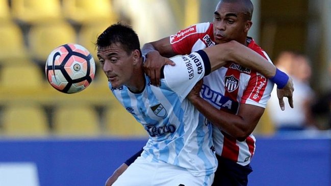 Atlético Tucumán venció a Junior y se metió en la fase grupal de la Libertadores