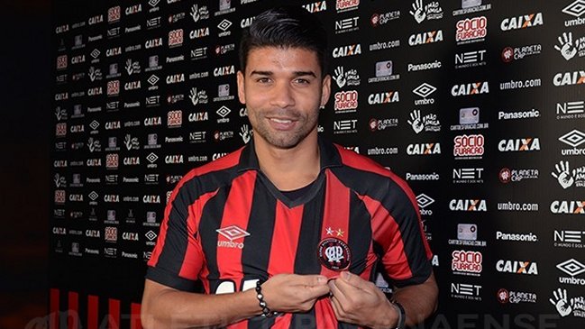 Atlético Paranaense sumó a Eduardo Silva como refuerzo para la Libertadores