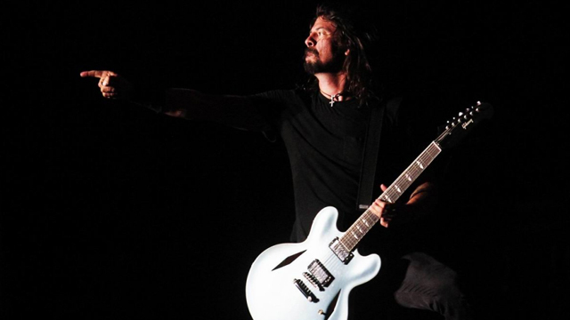 Foo Fighters confirman show en festival inglés