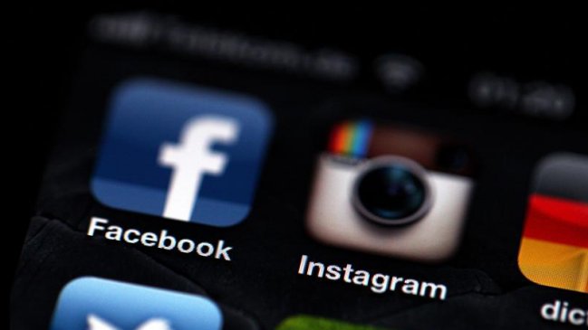 Facebook expulsa a usuarios por 