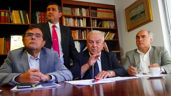 Médicos accionistas interponen demanda contra el directorio de Masvida