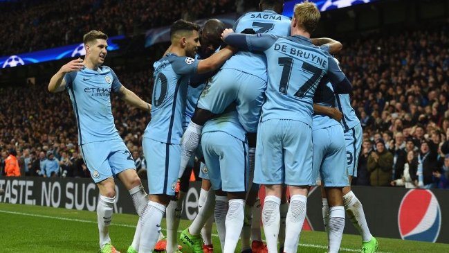 Manchester City apabulló a Huddersfield Town y clasificó a los cuartos de final de la FA Cup