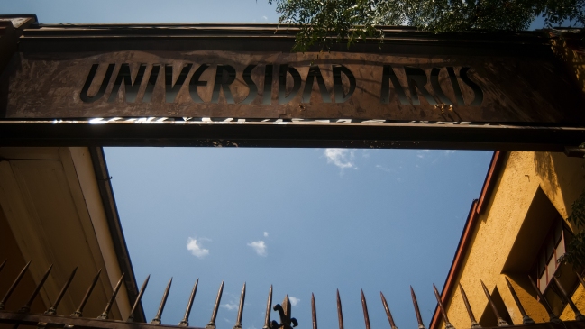 Liquidador despidió a todos los funcionarios de la Universidad Arcis