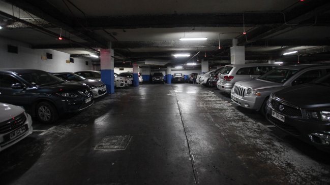 PDI detuvo a banda de menores que robaba objetos desde vehículos en los malls