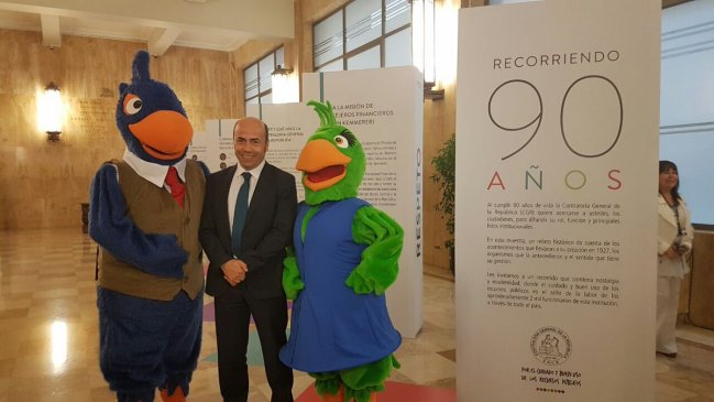 Contralorito lanzó campaña por los 90 años de la Contraloría General de la República
