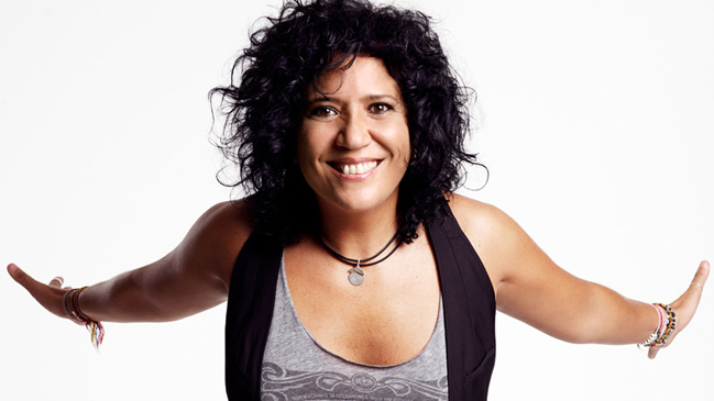 Rosana vuelve a Chile con nuevo disco bajo el brazo