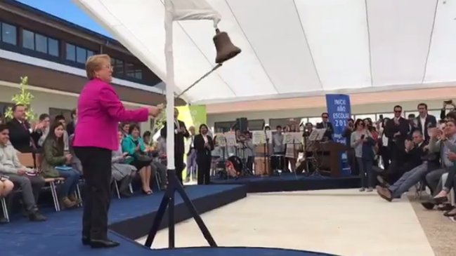 Presidenta Bachelet defendió la Reforma Educacional en inauguración del año escolar