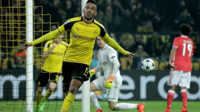 Borussia Dortmund goleó a Benfica y avanzó en la Champions