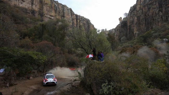 El finlandés Hänninen es líder en el Rally de México