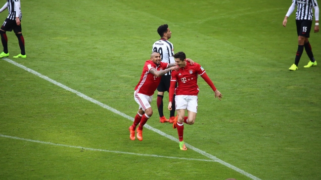 Bayern Munich venció sin complicaciones a Eintracht Frankfurt y sigue líder en Alemania