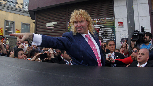 Los excéntricos lujos del cumpleaños de Leonardo Farkas