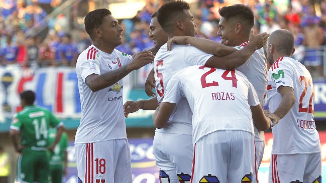 Universidad de Chile dominó a Audax Italiano con una brillante actuación de Felipe Mora