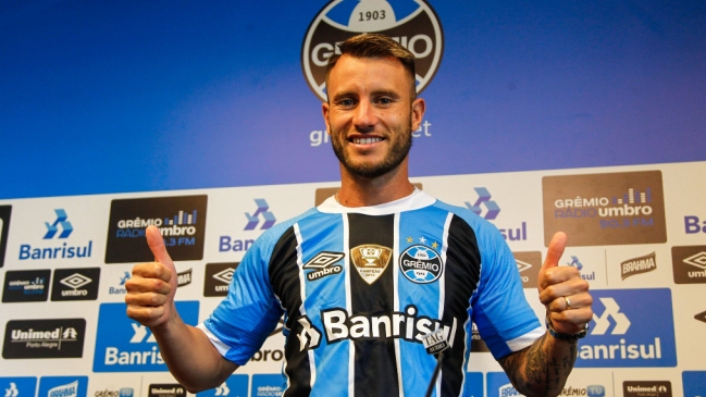 Gastón Fernández fue presentado en Gremio: Es un orgullo ser parte de una institución tan grande