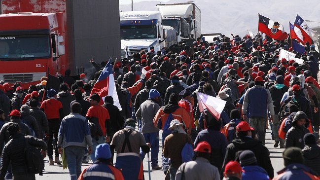 Presidente de Escondida abre la puerta al reemplazo de huelguistas