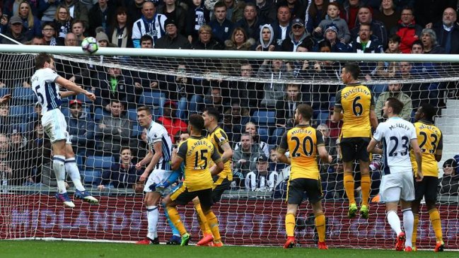 Alexis destacó con un golazo en decepcionante derrota de Arsenal a manos de West Bromwich