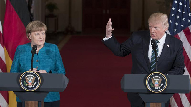 Trump acusó a Alemania de deber 